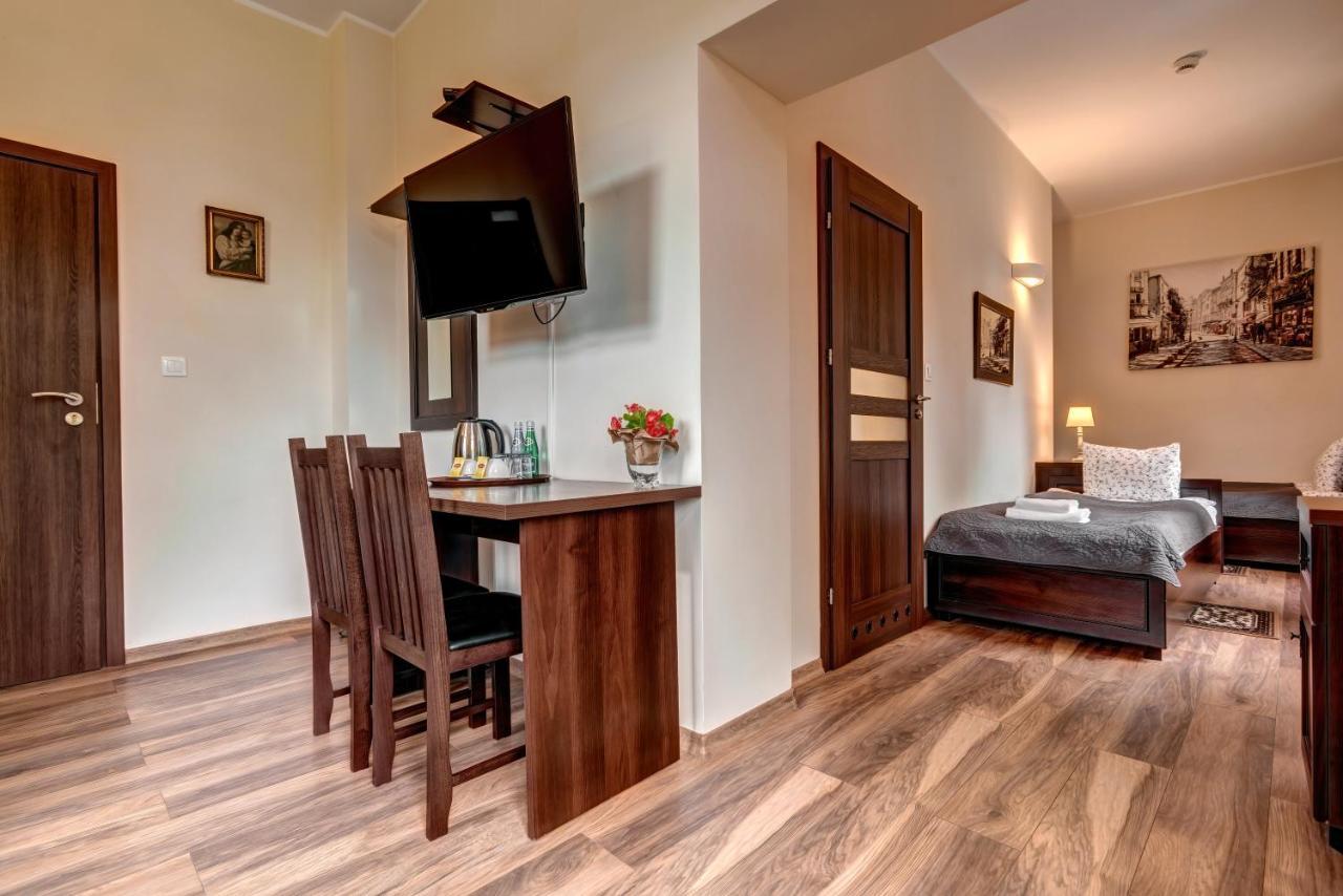 Hotel Charlotta Едлина-Здруй Экстерьер фото