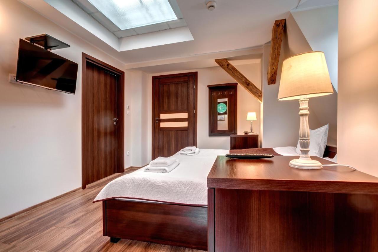 Hotel Charlotta Едлина-Здруй Экстерьер фото