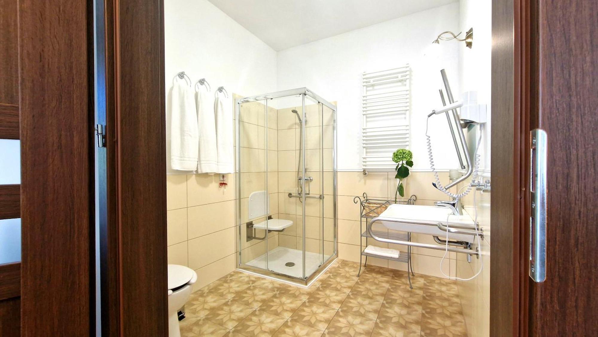 Hotel Charlotta Едлина-Здруй Экстерьер фото