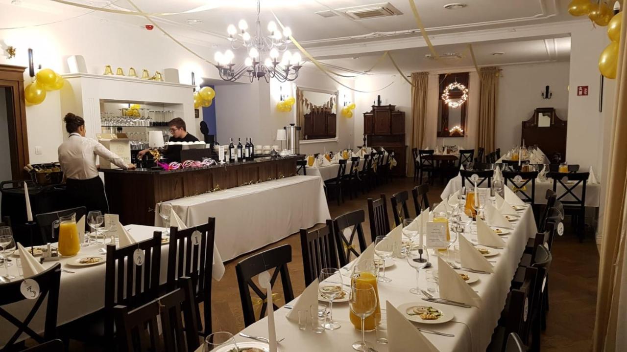 Hotel Charlotta Едлина-Здруй Экстерьер фото